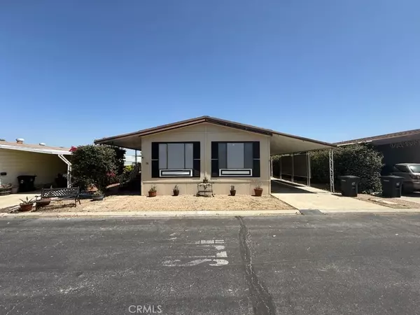 1300 W Menlo #97, Hemet, CA 92543