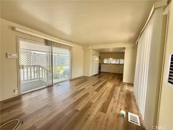 Hemet, CA 92545,1895 W Devonshire #135