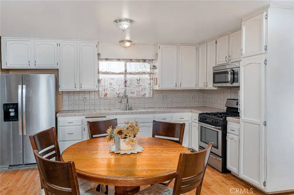 Lake Elsinore, CA 92530,17306 Grand Avenue
