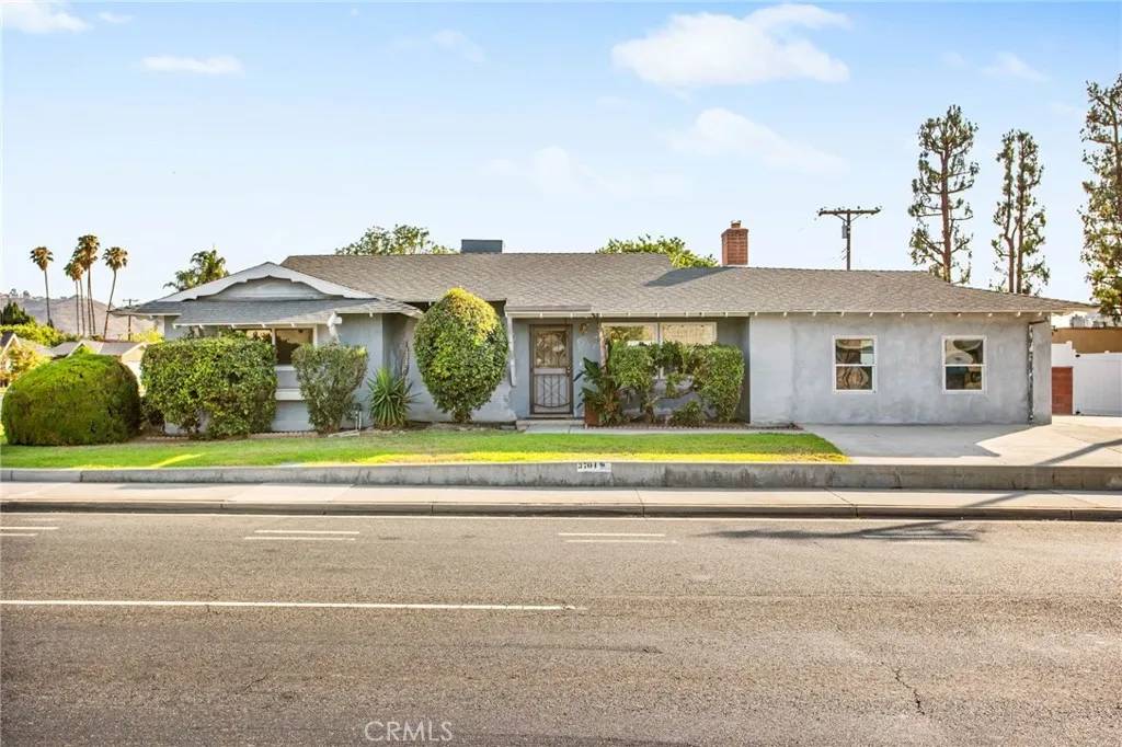 3704 La Sierra Ave, Riverside, CA 92505