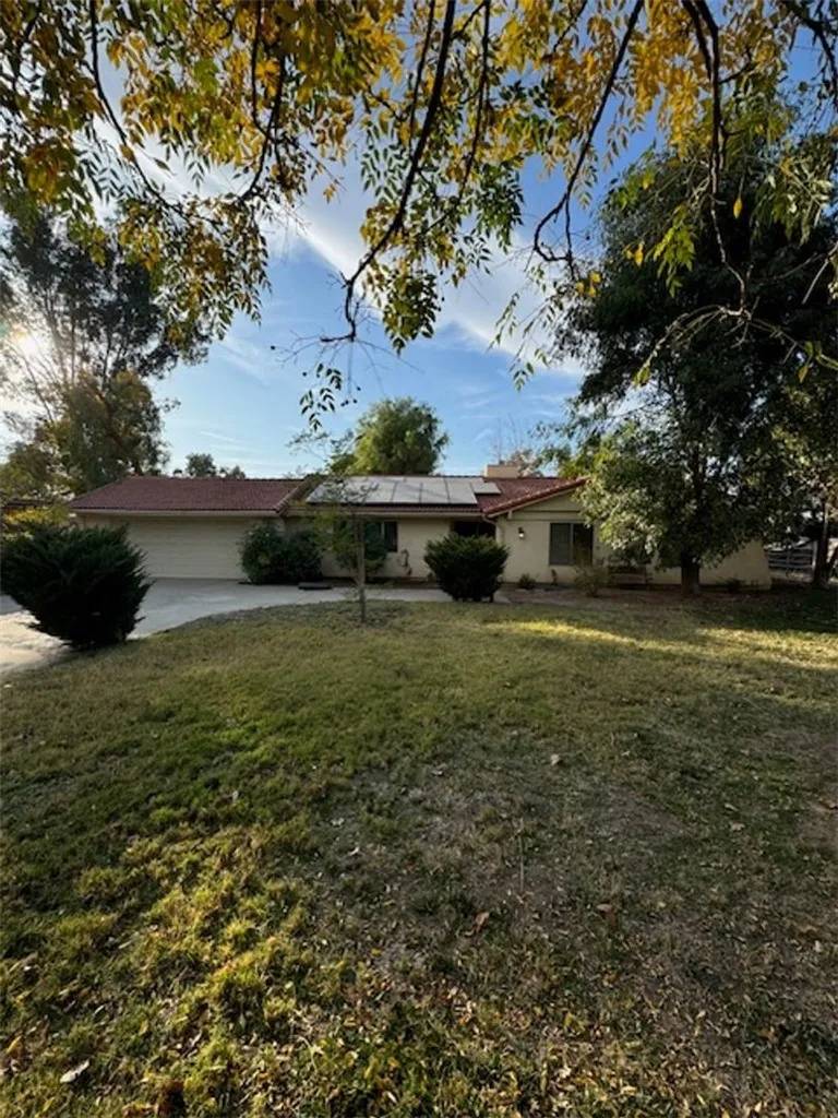 30303 Stephanie Street, Hemet, CA 92543