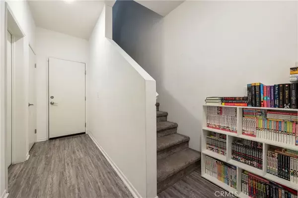 San Diego, CA 92154,5240 Beachfront Cove Street #89