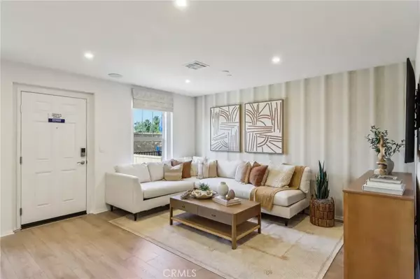 Fontana, CA 92336,6392 Sierra Vista Lane #4