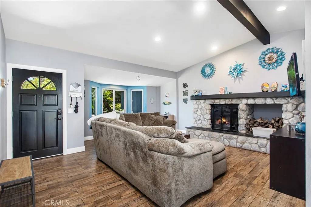 Escondido, CA 92026,530 Paso Del Norte