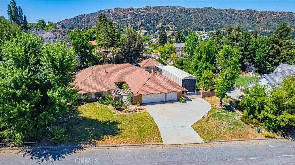 Yucaipa, CA 92399,37581 Oak Mesa Drive
