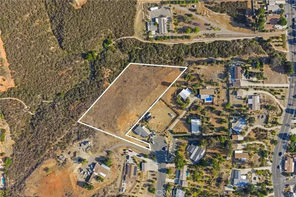 Wildomar, CA 92595,33590 Hayfield