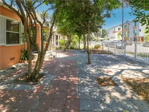 Long Beach, CA 90805,5863 Linden Avenue