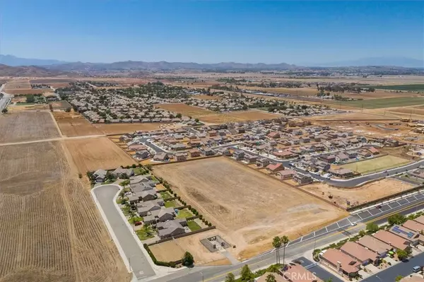 Menifee, CA 92585,1246 Barnett