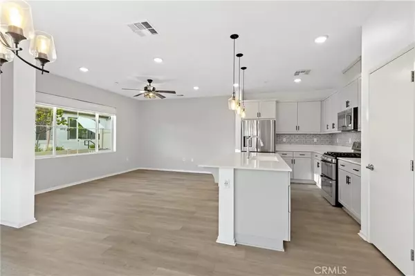 Fallbrook, CA 92028,35115 Vine Place