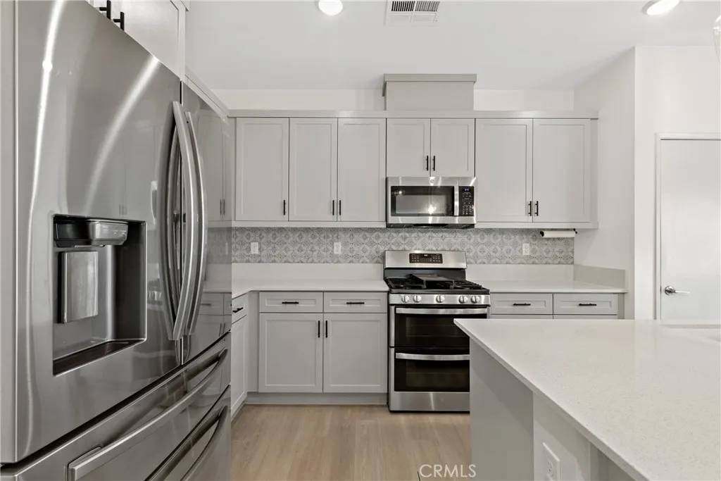 Fallbrook, CA 92028,35115 Vine Place
