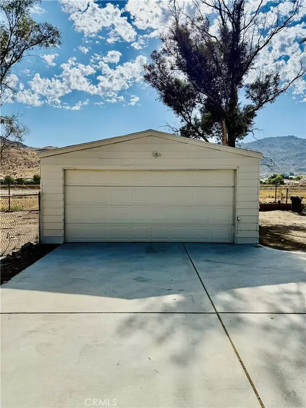 San Jacinto, CA 92582,312 N Warren Road