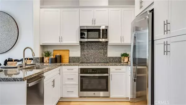 Ontario, CA 91762,2811 E Schumacher Paseo