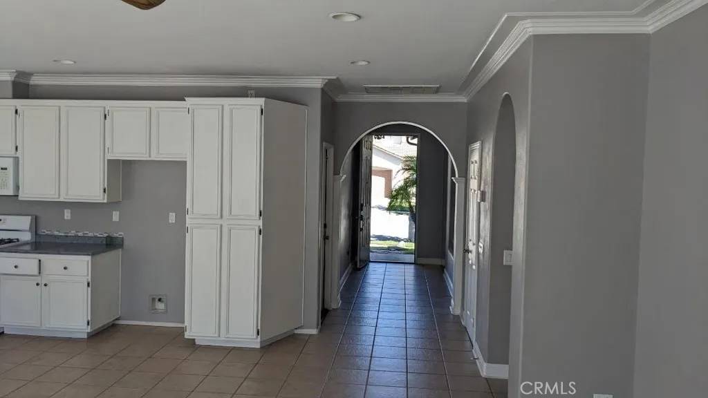 Lake Elsinore, CA 92532,32094 Poppy Way