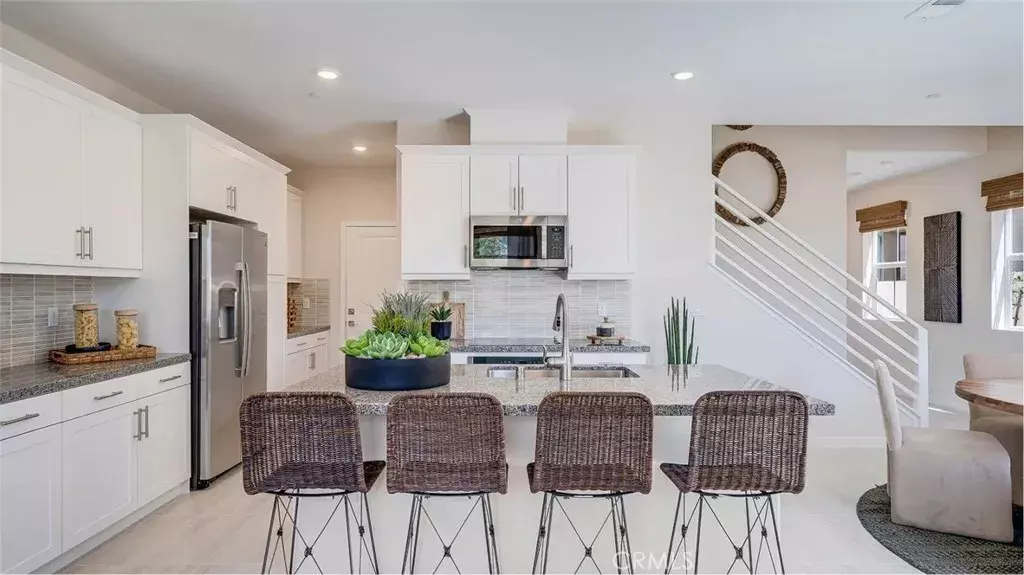 Ontario, CA 91762,2645 E Hyde Paseo