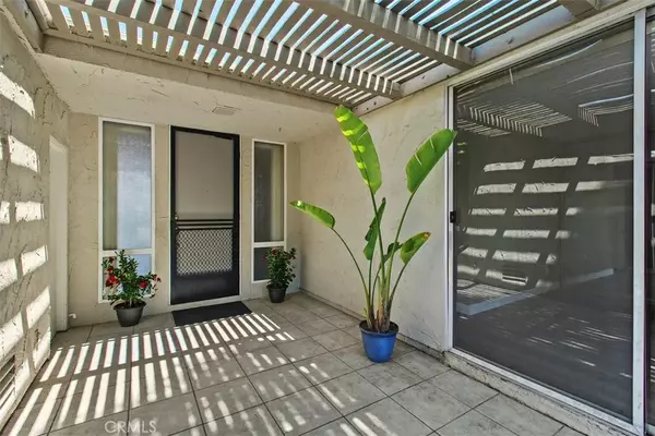 Menifee, CA 92586,28192 Buena Mesa Drive
