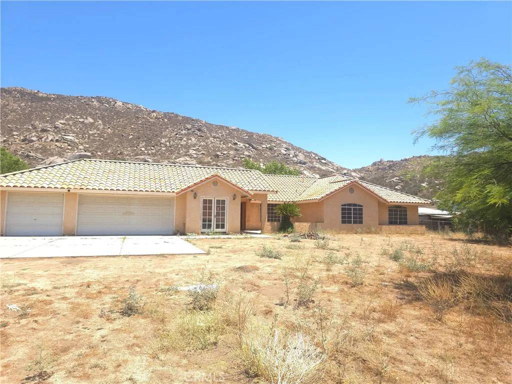 35075 Firecat Road, Hemet, CA 92545