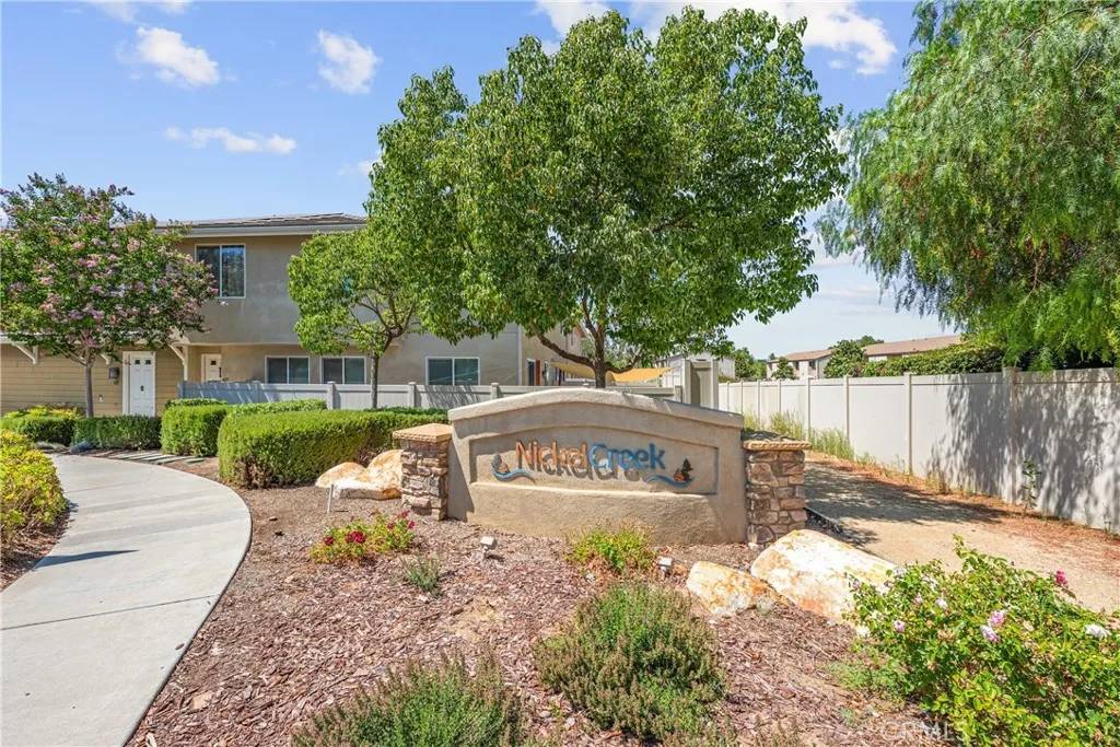 Ramona, CA 92065,1312 Shoshone Falls Drive