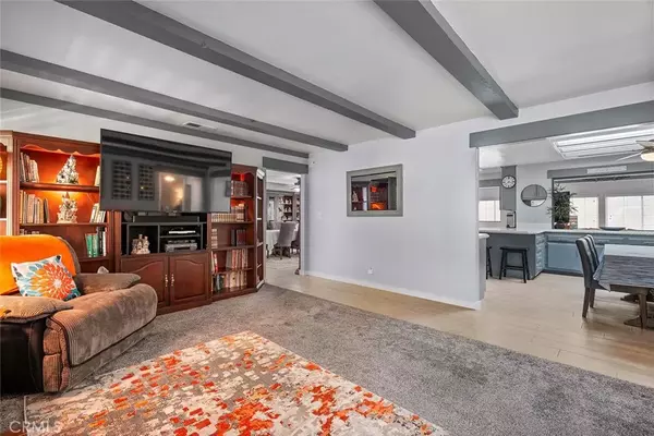 Hemet, CA 92543,30275 Santa Fe Street