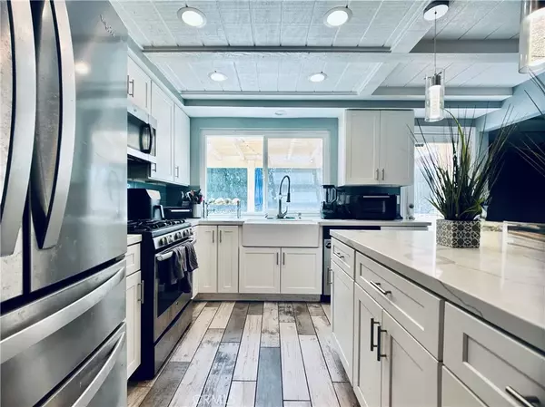 7707 Bolton Avenue, Riverside, CA 92503