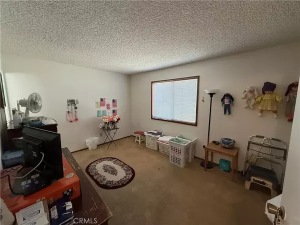 Escondido, CA 92027,1817 E Grand Avenue #49