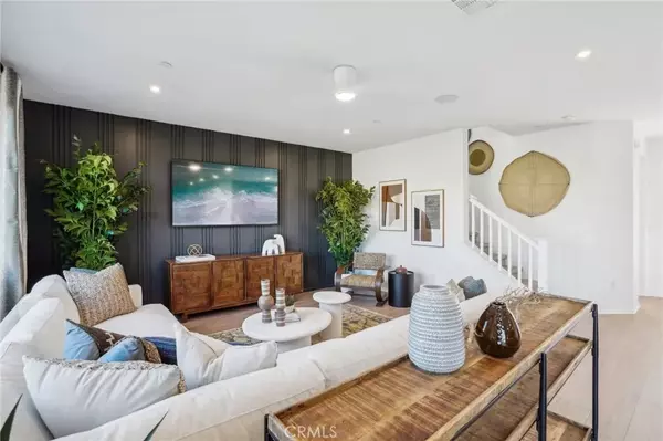 Cathedral City, CA 92234,410 Via Milano