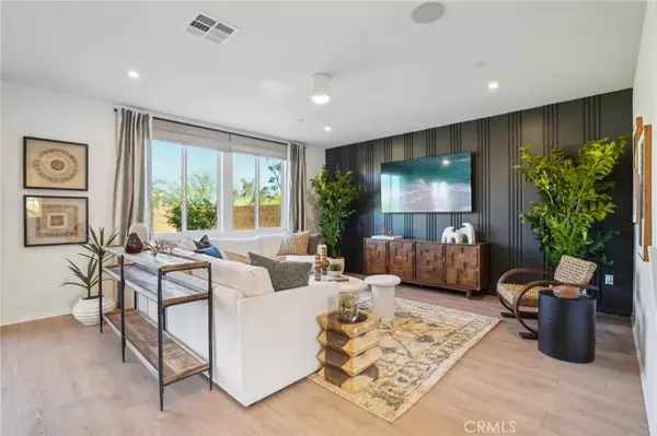 Cathedral City, CA 92234,410 Via Milano