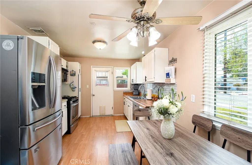 Hemet, CA 92543,716 E Central Avenue