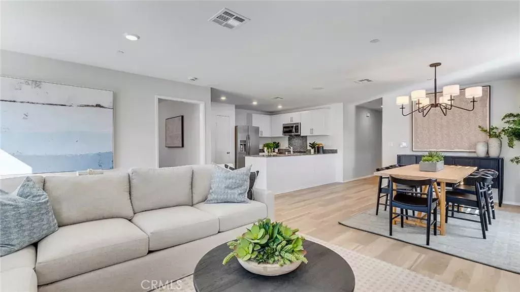 14261 Clemson Street, Hesperia, CA 92345