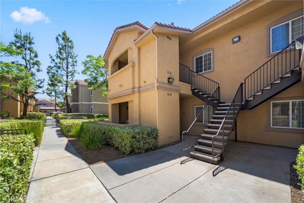 Murrieta, CA 92562,41410 Juniper Street #2123