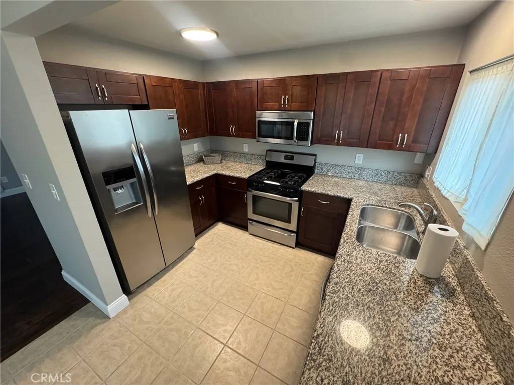 Santee, CA 92071,10315 Gienke Lane