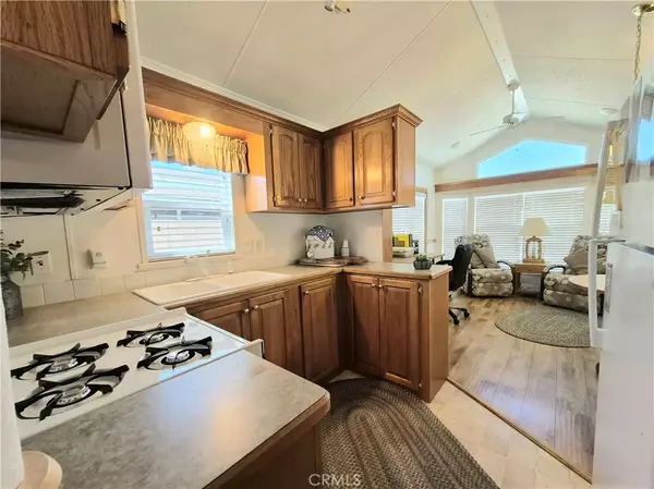 Hemet, CA 92545,1295 S Cawston Avenue #143