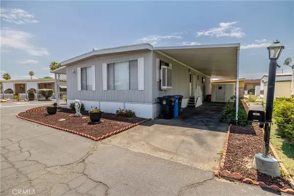 Hemet, CA 92543,332 N Lyon #82