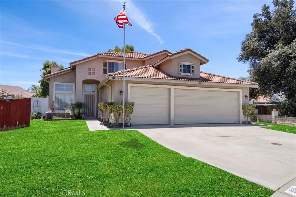 Hemet, CA 92545,958 Stratford Way