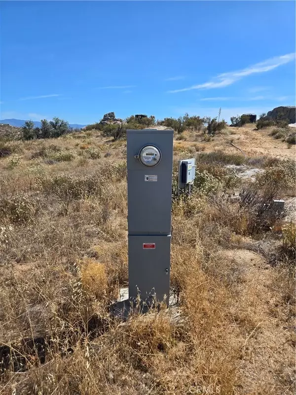 Aguanga, CA 92536,8 Centennial