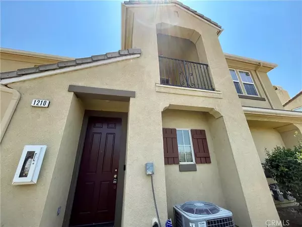 Lake Elsinore, CA 92530,1800 E Lakeshore Drive #1210