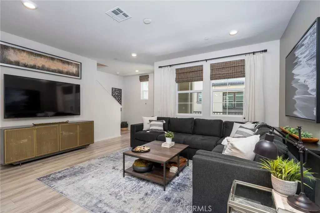 Temecula, CA 92591,40503 Melrose Drive