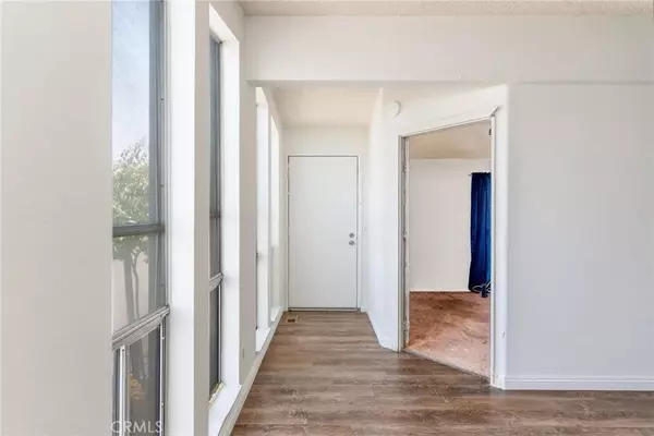 Hemet, CA 92543,1097 N State #49