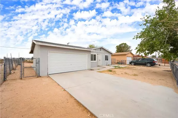 36061 Dividing Line Street,  Yermo,  CA 92398