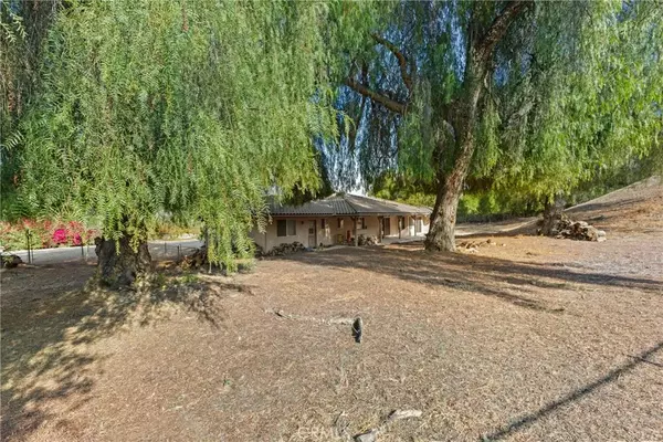 Riverside, CA 92503,14511 Pine Court
