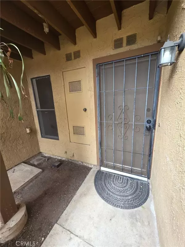 404 Orange Blossom #123, Irvine, CA 92618