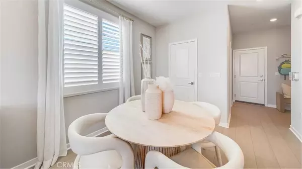 Ontario, CA 91761,2581 Cloudview Privado