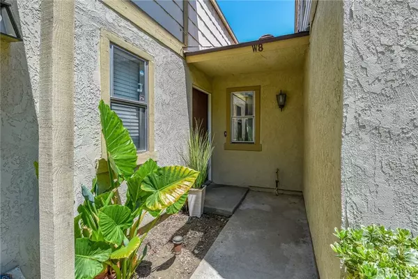 Ontario, CA 91762,1031 S Palmetto Avenue #W8