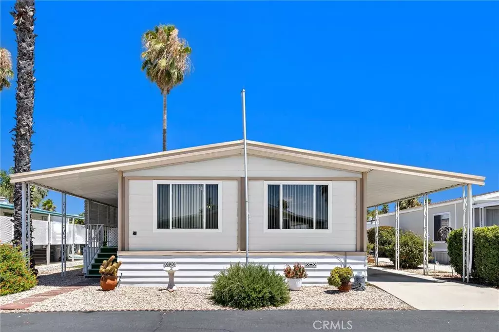 Hemet, CA 92543,1525 W Oakland #54