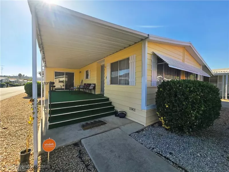 45521 State Highway 74 #68, Hemet, CA 92544