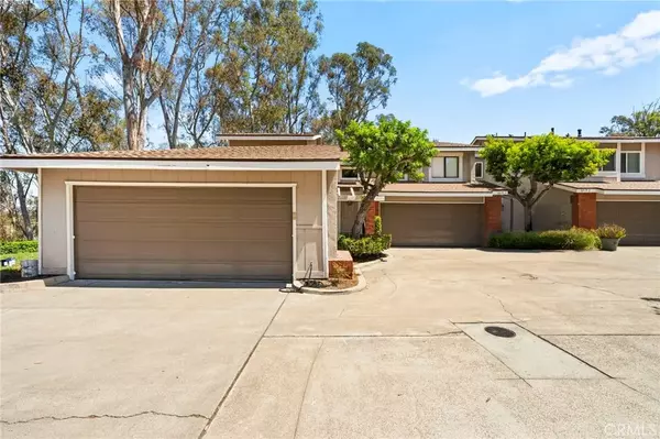 Anaheim Hills, CA 92807,6519 E Camino Vista #4