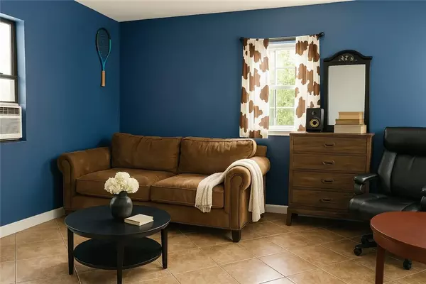 Covina, CA 91722,16123 E Ballentine Place