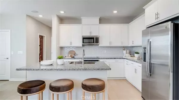 Ontario, CA 91761,2593 Cloudview Privado