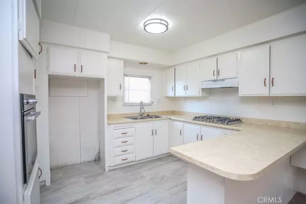 Hemet, CA 92543,120 Santa Paula