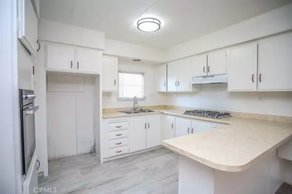 Hemet, CA 92543,120 Santa Paula