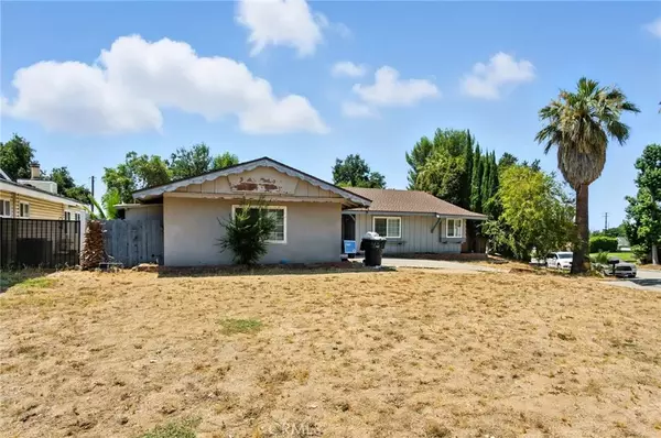 5681 Dumbarton Avenue, San Bernardino, CA 92404